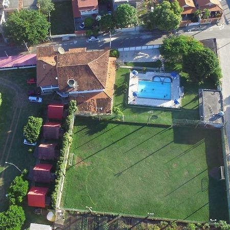 Hr Chales Pousada Itapemirim Esterno foto