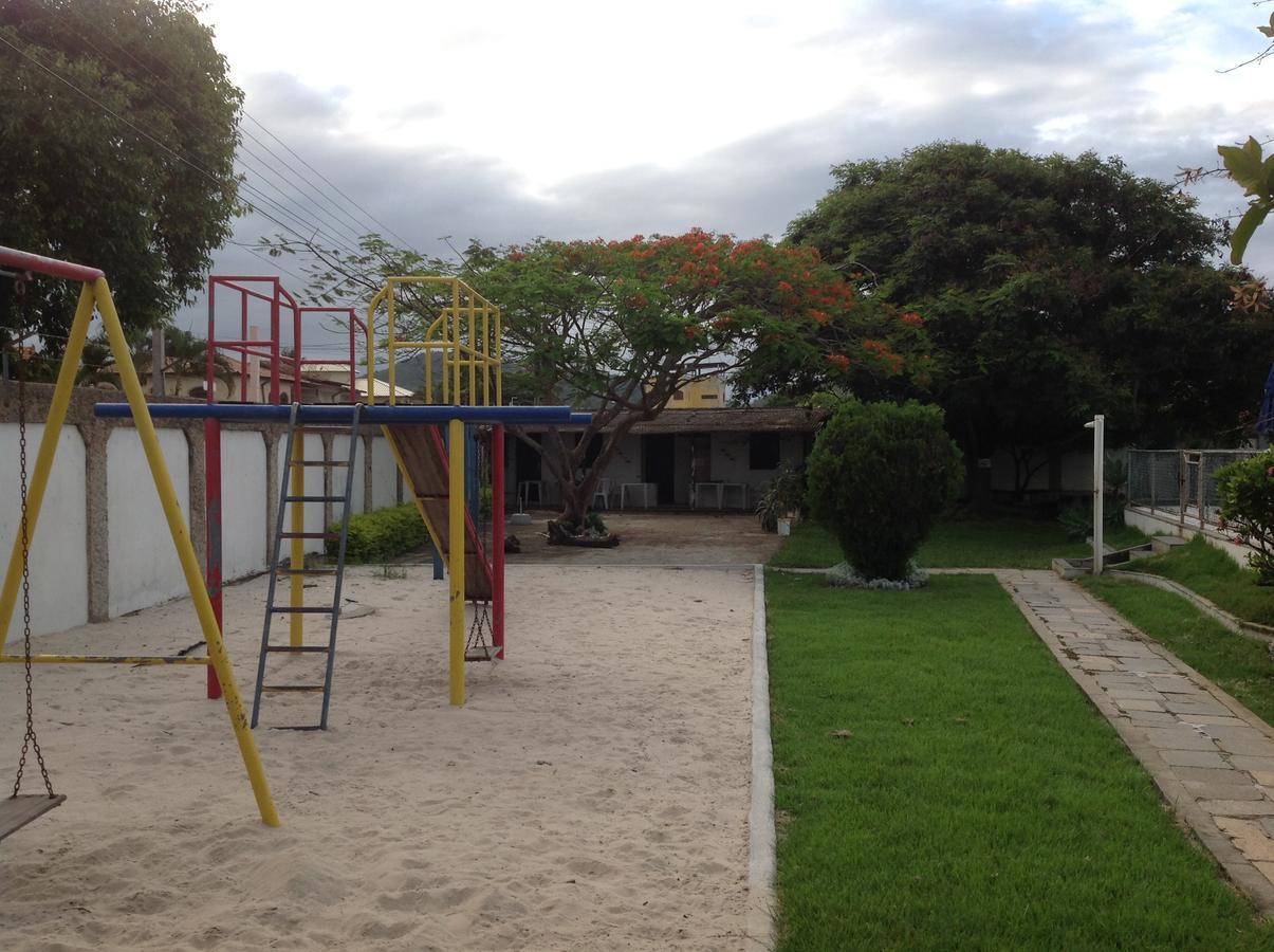 Hr Chales Pousada Itapemirim Esterno foto