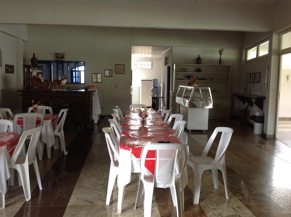 Hr Chales Pousada Itapemirim Esterno foto