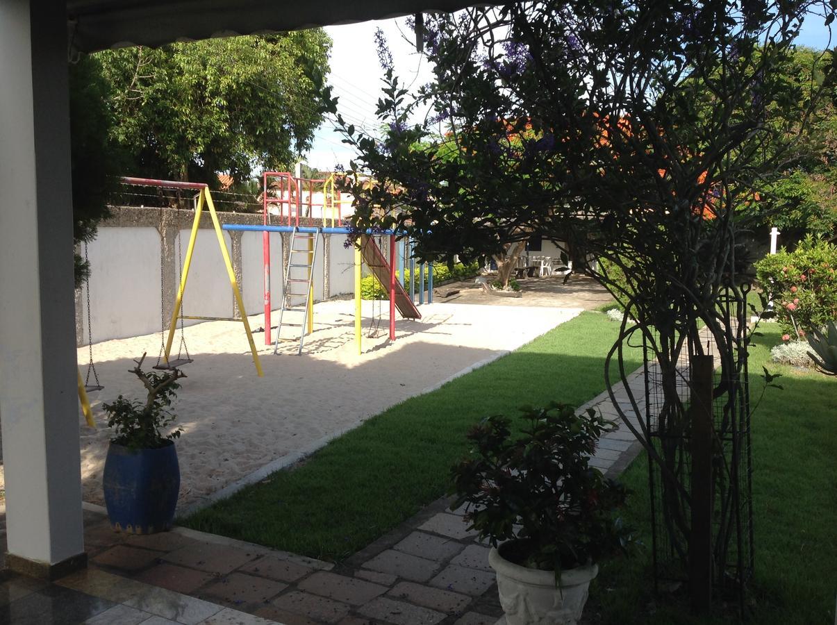 Hr Chales Pousada Itapemirim Esterno foto